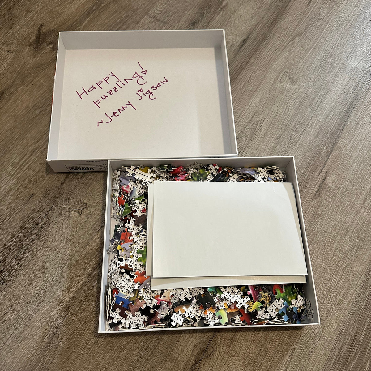 Larkipuzz Kaleidescope of Feathers - 1,000 pieces - Pre-Loved